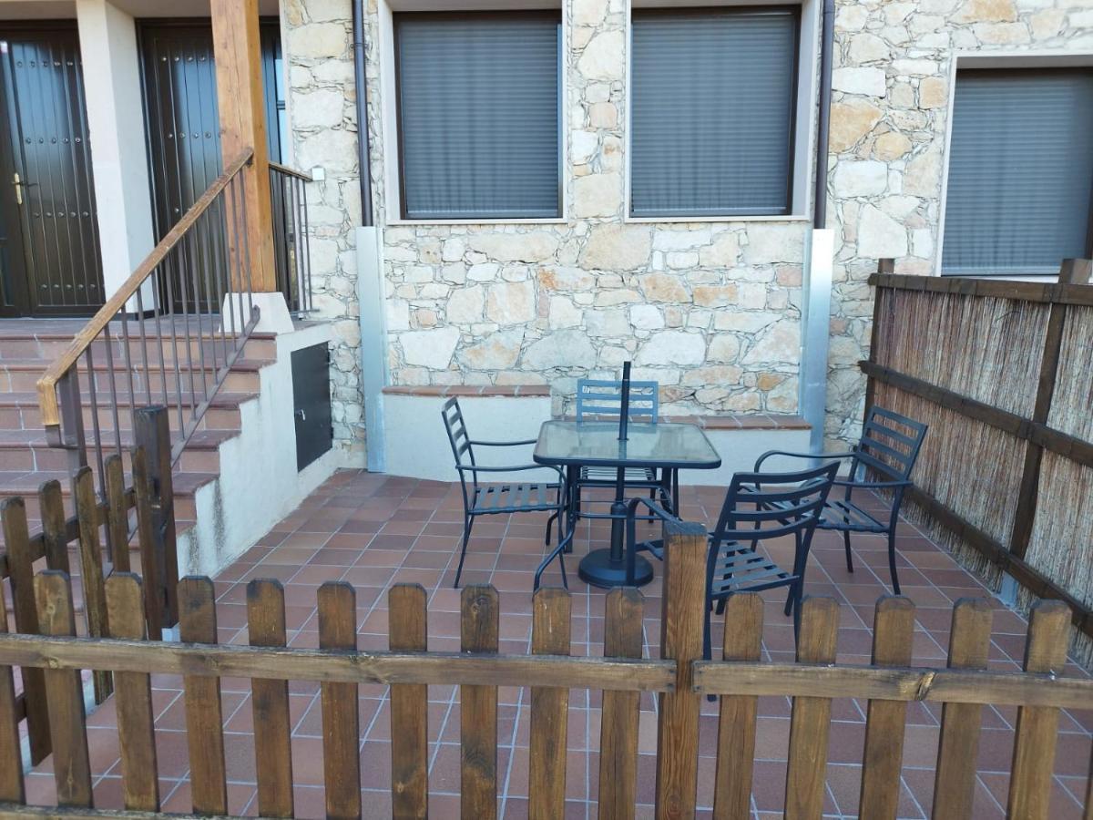 Granja Callejuelas Apartment Casla